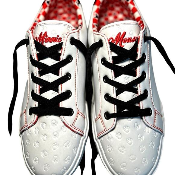 NWT Ground Up Women’s Minnie Mouse Lace Up Sneakers White Size 9 - Picture 2 of 9